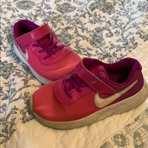 COPY - Girls Nike Sneakers